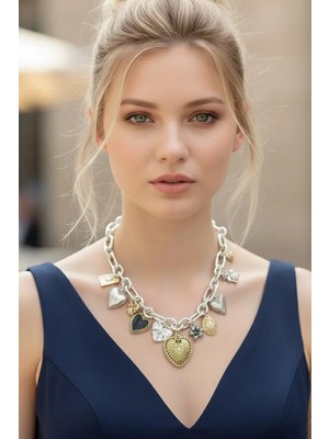 Caş Dekorasyon Gümüş ve Altın Renk Charmlı Tasarım Kolye