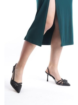 Difolia Kadın Siyah Cilt 9 cm Ince Topuklu Sivri Burunlu Yanları Acık Stiletto