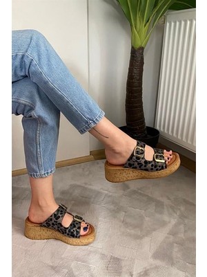 M&B COLLECT Kadın Siyah Leopar Çift Bant Kalın Mantar Taban Ortopedik Sandalet Terlik K-270