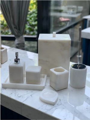 Ege Gross Dekoratif Beyaz Mermer Düz Kare Sılver Detaylı 7 Li Banyo Seti Takımı