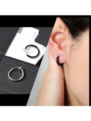 Jaida Moda Unisex Cerrahi Çelik Siyah ve Gümüş Sıkıştırmalı Halka Küpe