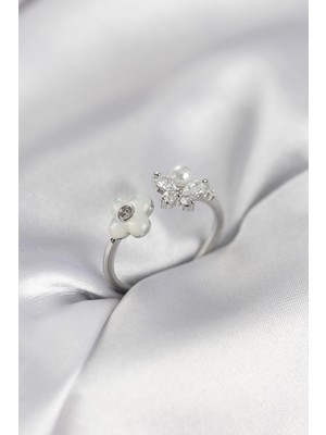 Luz&Pos Gümüş Renk Sedefli Çiçek Model Kadın Yüzük