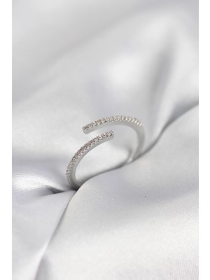 Luz&Pos Gümüş Renk Zirkon Taşlı Yılan Tarz Kadın Yüzük