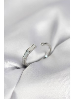 Luz&Pos Gümüş Renk Sedefli Çubuk Model Kadın Yüzük