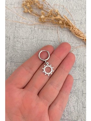 Jaida Moda Unisex Gümüş Güneş Figürlü Sallantılı Çelik Halka Küpe