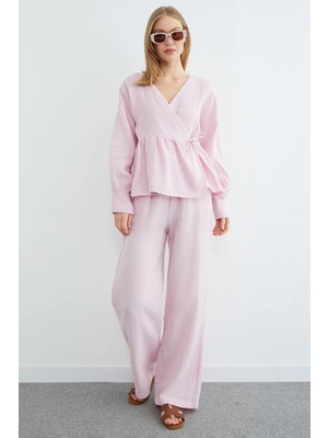 FullaModa Yandan Bağlamalı Kruvaze Yaka Müslin Gömlek