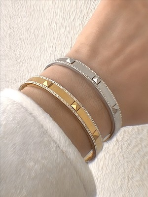 QA Quella Accessories Çelik Küp Detay Zirkon Gümüş & Gold Kelepçe Bileklik Iç Çap: 6 cm / Çevresi: 20 cm - Gümüş