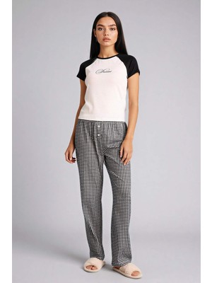 DeFacto %100 Pamuk Pijama Takımı Üst Kareli Alt G8522AX26SP