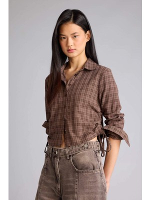 DeFacto Fitted Bebe Yaka Kareli Keten Karışımlı Uzun Kollu Gömlek G7770AX26SP