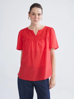 Lc Waikiki Yeni Sezon Kaçık Yaka Ajurlu Bluz