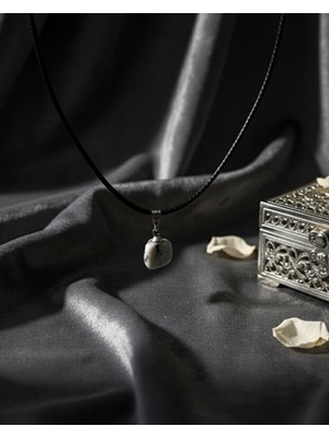 Meneva Aksesuar Aytaşı Doğal Taş Deri Ipli Kolye