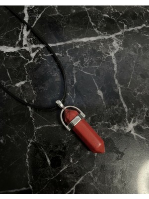 Meneva Aksesuar Kırmızı Jasper Doğal Taş Çivi Model Kolye
