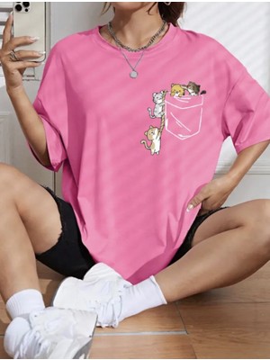 Punix Punıx Büyük Beden Özel Üretim Cepte Kediler Baskılı %100 Pamuk Oversize Modern Battal Kadın T-Shırt