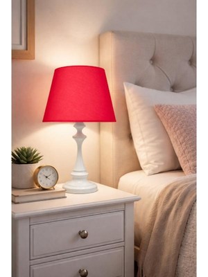 Dede Faro Abajur Beyaz Metal Gövdeli Kırmızı Şapkalı