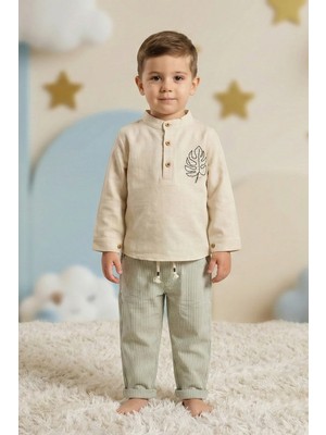 Cattackids %100 Pamuk Erkek Çocuk Yaprak Nakışlı Hakim Yaka Gömlek ve Çizgili Pantolon Takımı