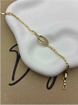 Hedef Bujiteri 14K Gold Renk Zirkon Taşlı Oval Figürlü Bileklik CM105