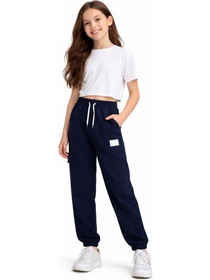 İrem Çocuk Giyim Kız Çocuk Bel Bilek Lastikli Sağ Bacak Kargo Cepli Armalı Lacivert Renk Eşofman Altı