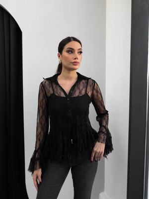 Esra Helvacı Kol Detay Dantelli Peplum Gömlek