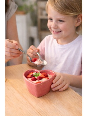 Pitaya Sanat Kalp Formlu Seramik Tatlı Kasesi – Pembe El Yapımı Sunum Kasesi (Altın Nokta Detaylı)