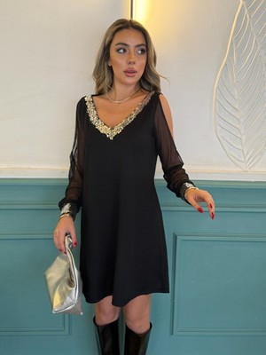 Barış Beauty Kadın Uzun Kollu V Yaka Kollar Tül Yırtmaç Detay Kol Manşetleri ve Yaka Payet Krep Elbise