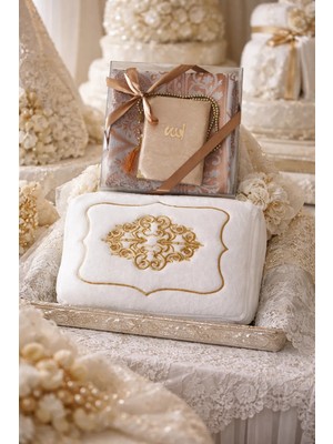 Dilex 4 Parça Kadife   Bohça Gelin Damat Hediye Çeyiz Bohça  Tafta Saçaklı Kutu Seccade Set Gold Beyaz