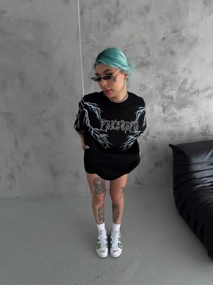 Giyim Center Kadın Bisiklet Yaka Yıldırım Baskılı Oversize T-Shirt - Siyah