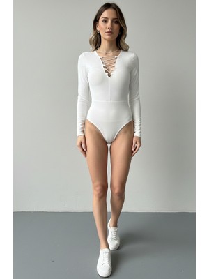 Merlavin Kadın Alt Kısmı Fırfırlı Etek Çıtçıtlı Bodysuit Ip Detay Yakalı Bluz Ikili Takım