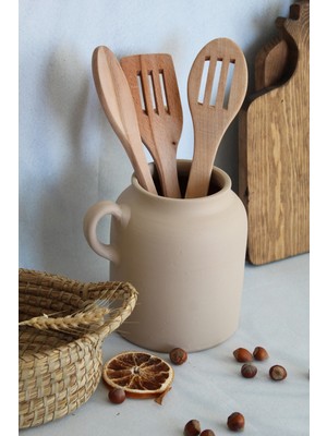 Özgürce El Yapımı Koyu Bej Seramik Vazo ve Kaşıklık Seti, Şık Dekoratif Parça