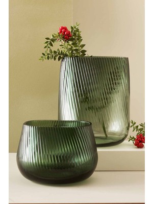 Özgürce Füme Yeşili El Yapımı 14 cm Vazo, Şık ve Modern Dekorasyon Parçası