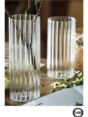Özgürce Şeffaf Optik Silindir Cam Vazo 10X20 Cm, Şık ve Zarif Dekorasyon Ürünü