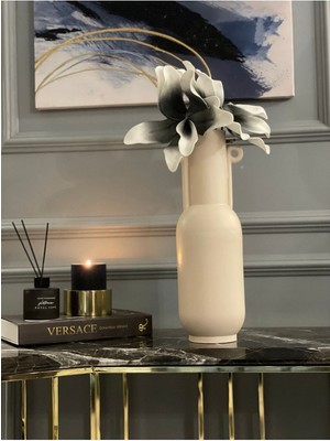 Özgürce El Yapımı Uzun Seramik Dekoratif Vazo, 40 cm Bej Rengi