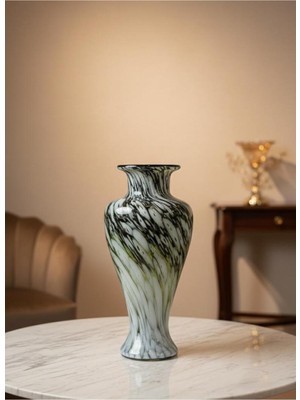 Özgürce Şık 35 cm Çok Renkli Cam Vazo, Dekoratif ve Zarif Tasarım