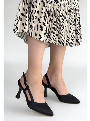 Pazarcan Joga Siyah Cilt Simli Topuklu Ayakkabı