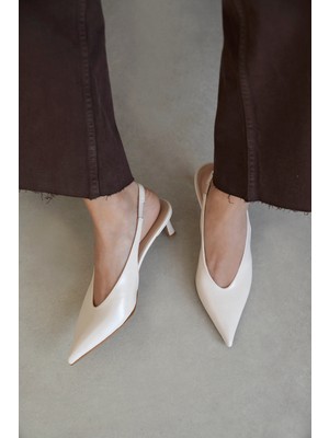 Straswans Alez Kadın Kırışık Deri Topuklu Ayakkabı Bej