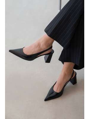 Straswans Vera Kadın Kırışık Deri Topuklu Ayakkabı Siyah