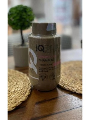 IQ Plus Professional Iq Plus Professıonalbesleyici Doğal Sülfat Içeriği Olmayan Saç Bakım Saç Bakım Şampuanı I 300 ml