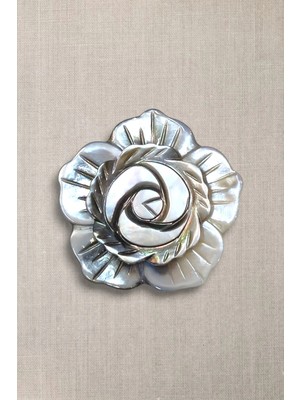 Pozitif Doğal Taş Gül Motifi Gri Renk Sedef Broş BR10-13