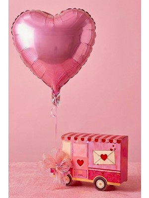 Sevgiliye Hediye Pembe Karavan Kutulu Özel Tasarım Çiçek Çikolatalar & Kalpli Uçan Balon