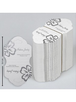 Zero Land Gld-Spt- Çiçekli Kolye Kartı - Beyaz