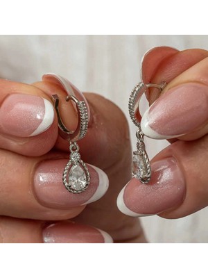 Supertrend Gümüş Sallantılı Damla Kadın Küpe