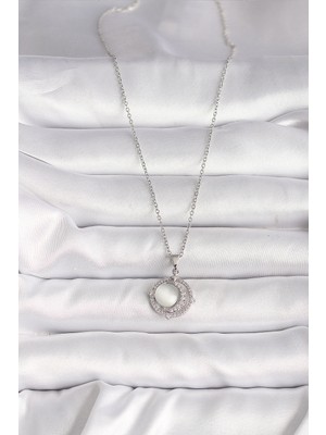 Fantastik Store 316L Çelik Gümüş Renk Zirkon Taşlı Beyaz Sedefli Hilal Model Kadın Kolye - Lisinya