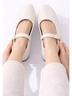 Slipcat Tek Bantlı Gold Tokalı Lastikli Şık Kadın Babet Ayakkabı