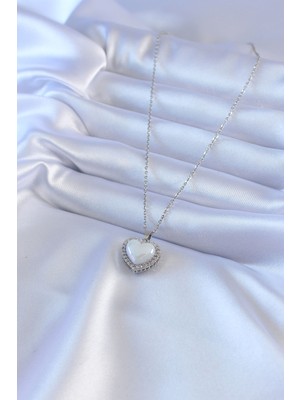 Fantastik Store 316L Çelik Gümüş Renk Incili Kalp Model Zirkon Taşlı Kadın Kolye - Lisinya