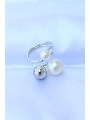 Fantastik Store Pirinç Gümüş Renk Ayarlanabilir Inci Taşlı Yüzük - Lisinya