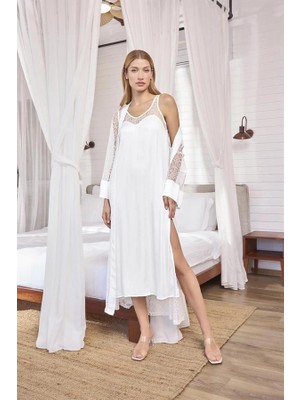 Aria's Closet Arias Closet Dantelli ve Dekolteli Saten Sabahlık Takımı
