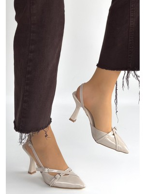 Fantastik Store Tetti Bej Rugan Topuklu Ayakkabı - Lisinya