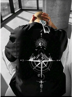 Divin Evrenin Yönü Baskılı Tişört –oversıze Minimal ve Şık Tasarım