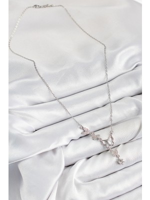 316L Çelik Zirkon Taşlı Kelebek Model Gümüş Renk Kadın Kolye - Lisinya