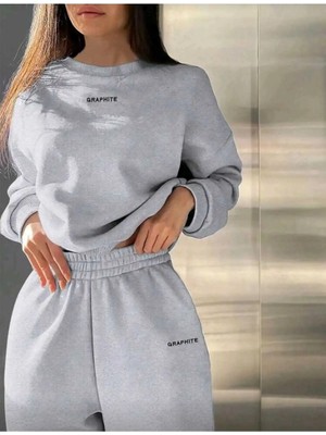 Divin Kadın Baskılı Eşofman Takım – Modern ve Rahat Street Style