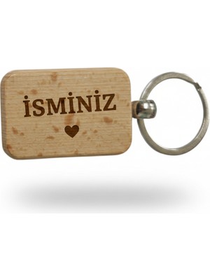 Kişiye Özel Mini Dikgörtgen Ahşap Anahtarlık – Isminiz ve Kalp Yazılı Lazer Gravür Anahtarlık – Romantik Özel Tasarım Hediye